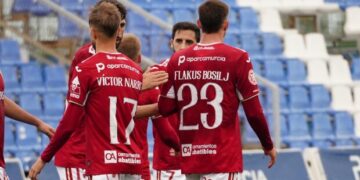 Los últimos fichajes granas en el aire para el duelo ante el Marbella