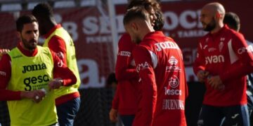 Juanto Ortuño y Jon García ponen el broche de oro a la plantilla grana