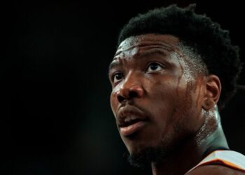 Devontae Cacok se doctora en Lugo con un MVP de época para un UCAM Murcia lanzado