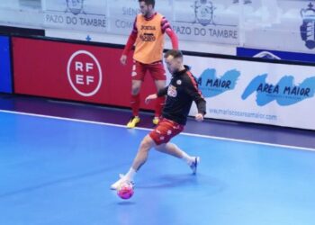 ElPozo a recuperar el liderato ante el campeón de Europa en una tarde de cuentas pendientes