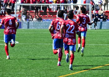 La Minera se impone al Xerez y sueña con el ascenso