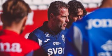 Curro Torres: «No voy a guardarme nada; en casa tenemos que ser una pesadilla para el rival»