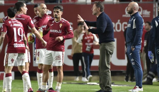 Final por la supervivencia en el Enrique Roca: El Real Murcia busca romper su sequía ante el Tarazona