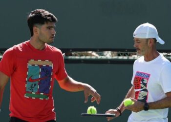 Carlos Alcaraz afila sus armas antes del debut en Indian Wells