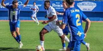 El último tren con destino al playoff del Lorca pasa por Melilla