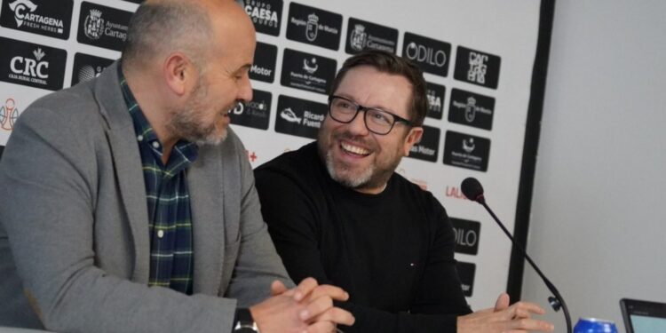 Roberto Blanco confía en la salvación del Grupo Caesa Cartagena