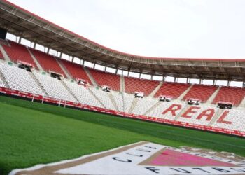 El Real Murcia rechaza el concurso de acreedores instado por el Málaga y avanza en su plan de viabilidad económica