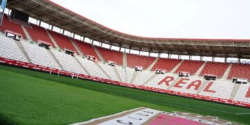 El Real Murcia rechaza el concurso de acreedores instado por el Málaga y avanza en su plan de viabilidad económica