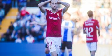 El Real Murcia no sale del pozo pese a su buen fútbol en el Rico Pérez