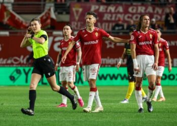 El Real Murcia se impulsa con una racha positiva en el momento clave de la temporada