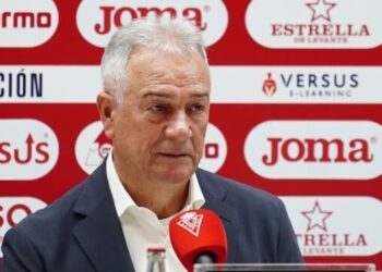 Felipe Moreno convoca una de las ruedas de prensa mas importantes desde su llegada al Real Murcia