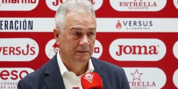 Felipe Moreno convoca una de las ruedas de prensa mas importantes desde su llegada al Real Murcia