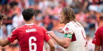 El fútbol castiga al Real Murcia en el último suspiro