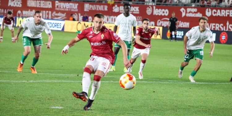 Castigo cruel para un Real Murcia condenado por sus propios errores