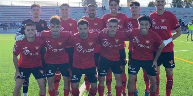 El CD Cieza, a un paso del ascenso ante el FC Cartagena B
