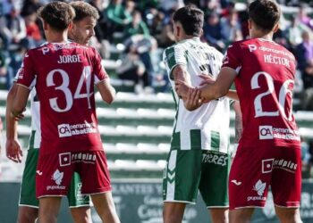 El Imperial pide paso: La «Generación del 26» blinda el futuro del Real Murcia