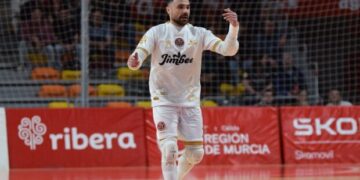 Chemi: «El equipo está con mucha confianza después de perder en la Copa de España y ha pegado un cambio en los últimos tres partidos de Liga»