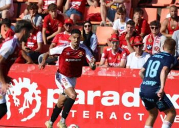 El Real Murcia encara un desafío clave frente al Nàstic de Tarragona para afianzar su posición en Primera Federación