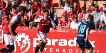 El Real Murcia encara un desafío clave frente al Nàstic de Tarragona para afianzar su posición en Primera Federación