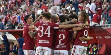 El Real Murcia recibe al Antequera con el objetivo de encarrilar la permanencia