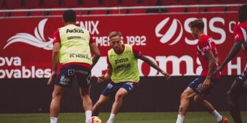 El Real Murcia, a un paso de la calma ante un Betis Deportivo desesperado