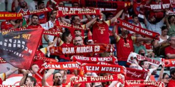 Reducción de precios en las entradas para el tercer partido del UCAM Murcia – Barça