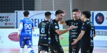 El Príncipe de Asturias se viste de gala para guiar al Zambú Pinatar hacia la gran remontada