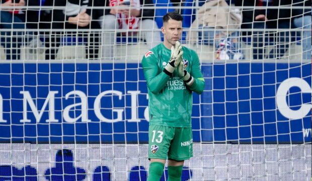 El Real Murcia asegura su portería con Dani Jiménez