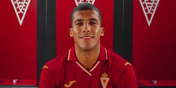 El Real Murcia refuerza su banda izquierda con el fichaje de Mounir Errahaly