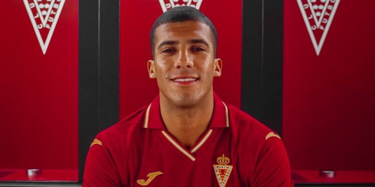 El Real Murcia refuerza su banda izquierda con el fichaje de Mounir Errahaly
