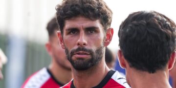 Óscar Gil abandera la ilusión del nuevo Real Murcia: «La energía de este grupo nos va a reforzar»