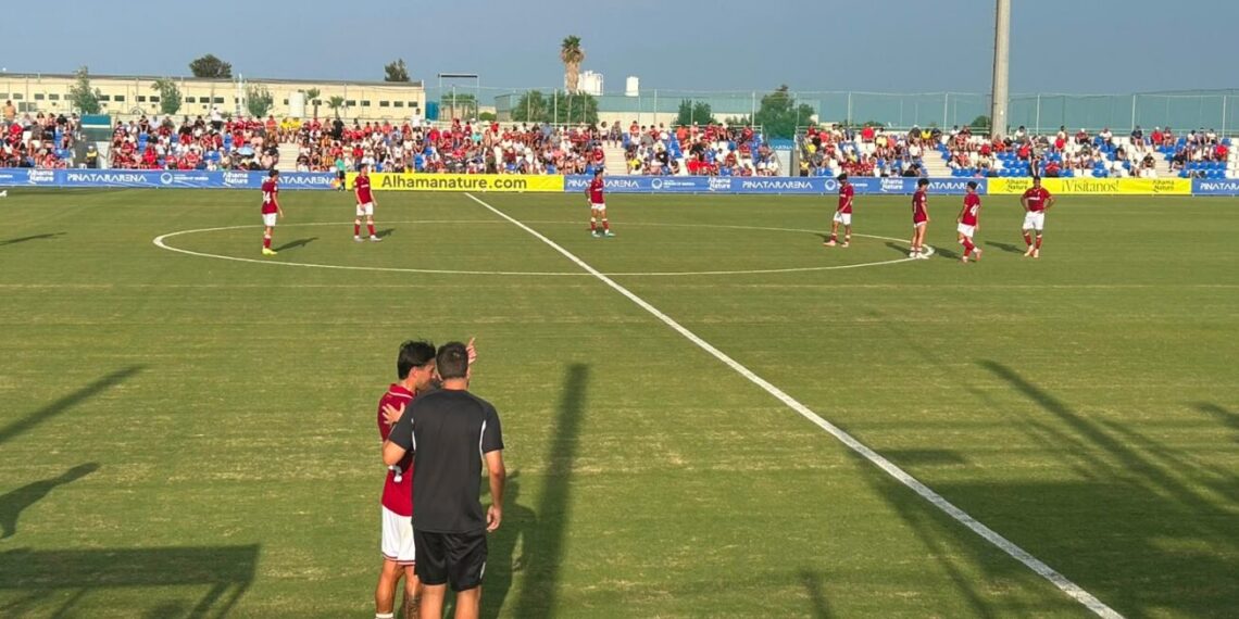 Rompecabezas en la delantera grana: el “papelón” de Guilló con el ‘9’ para la pretemporada