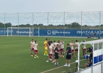 El Real Murcia de Sergi Guilló afronta la semana con una exigente doble cita veraniega