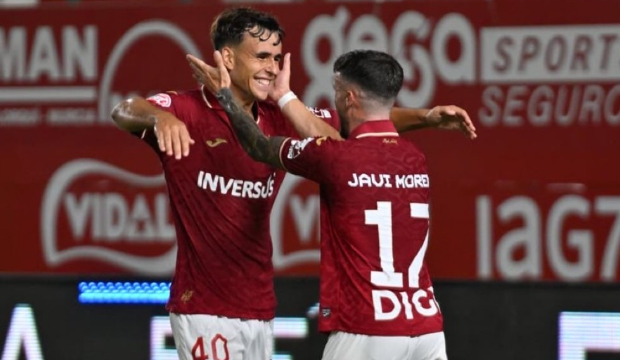 El Real Murcia supera al Mazarrón y cita al UCAM CF en un derbi