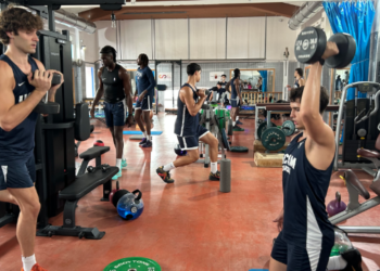 El UCAM Murcia CB exige al máximo a su plantilla con dobles sesiones en el CAR