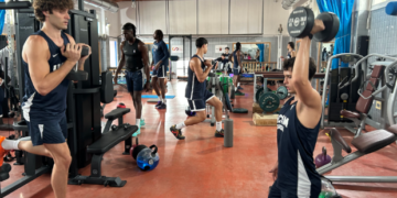 El UCAM Murcia CB exige al máximo a su plantilla con dobles sesiones en el CAR