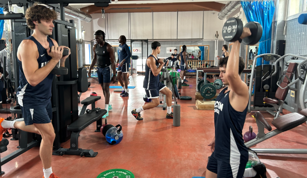 El UCAM Murcia CB exige al máximo a su plantilla con dobles sesiones en el CAR