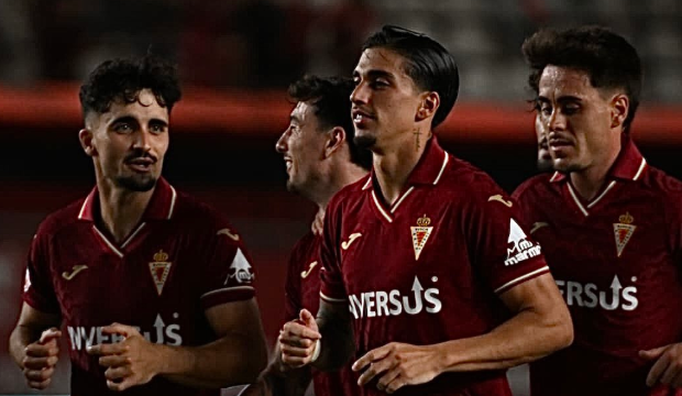 El Real Murcia aprueba con nota la pretemporada y pone el foco en el arranque liguero ante el Hércules