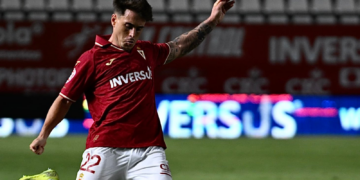 El Real Murcia no falla desde los once metros y se gana un sitio en la final autonómica de la Copa RFEF