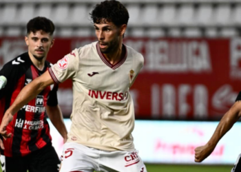 El Real Murcia remonta al Cotillas y se proclama campeón autonómico de la Copa RFEF