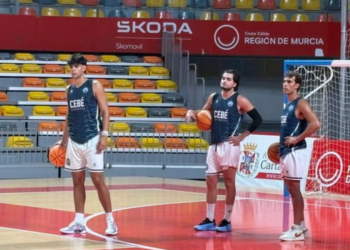 El CB Cartagena arranca la pretemporada con el ascenso a Primera FEB entre ceja y ceja