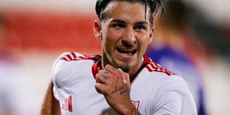 Alberto Collado ya es del Águilas: talento sub-23 con experiencia en Primera Federación y debut con el Sevilla