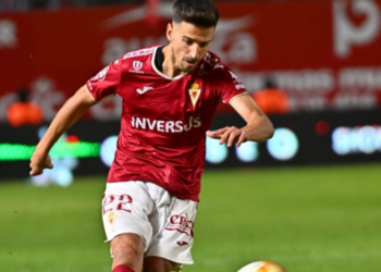Bomba en El Llano del Beal: Juan Carlos Real, el fichaje estrella para hacer soñar a la Deportiva Minera