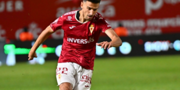 Bomba en El Llano del Beal: Juan Carlos Real, el fichaje estrella para hacer soñar a la Deportiva Minera