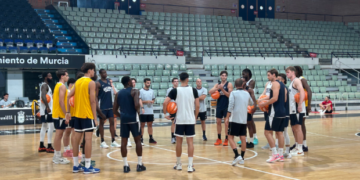 El UCAM Murcia CB aprieta el acelerador con la plantilla casi al completo