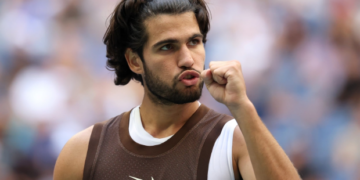 Carlos Alcaraz recupera su versión más demoledora y vuela a cuartos del US Open