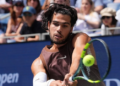 Carlos Alcaraz regresa por la puerta grande al US Open firmando un sólido debut ante Safiullin