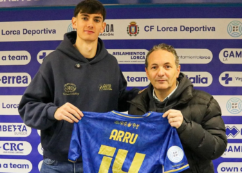 David Navarro ‘Peki’: «No vamos a traer jugadores por traer; solo ficharemos si mejora lo que tenemos»