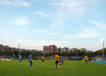 El Águilas paga sus imprecisiones y cae ante el Sant Andreu (2-0)
