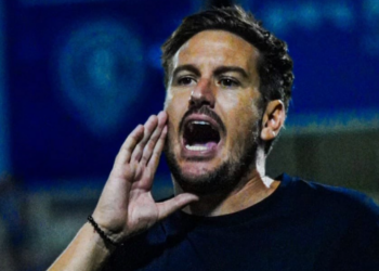 Sergi Guilló dibuja la hoja de ruta del Real Murcia para neutralizar la camaleónica propuesta del Teruel